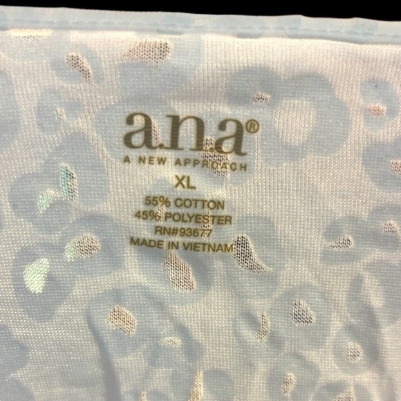 a.n.a White Eyelet Short Sleeve Top - Picture 2 of 5